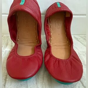 NEVER BEEN WORN Tieks Red Ballet Flats Size 8
